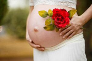 une femme enceinte