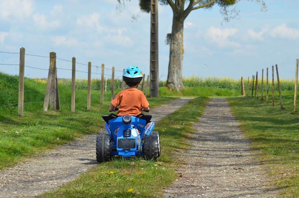 jouet : quad électrique