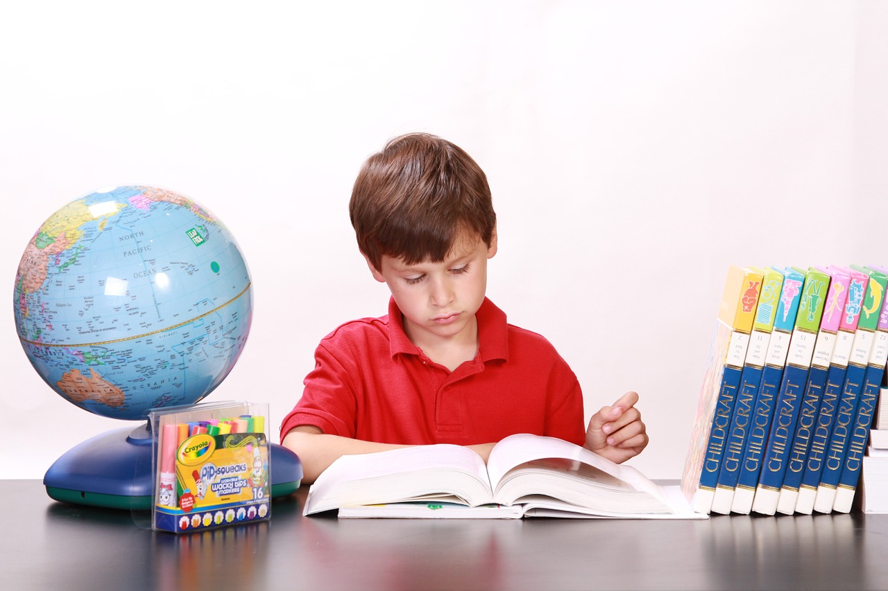 bureau pour enfant